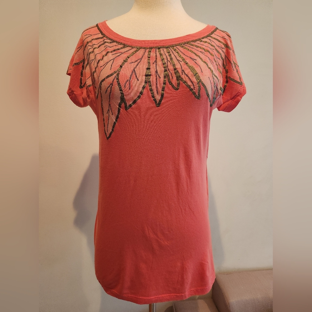 Marc by Marc Jacobs Pink Tee with Feather Motif, Size M